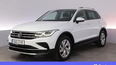 Vit Begagnad 2023 VW Tiguan Elegance SUV | 364 900 kr (Marknadspris)
