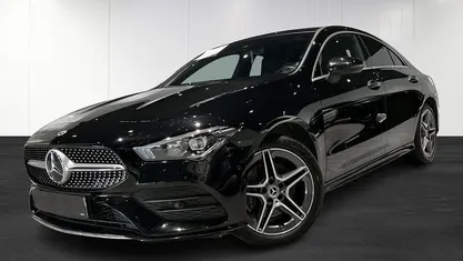 Begagnad Mercedes CLA250e AMG 2023 Svart Sedan