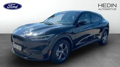 Svart (black) Begagnad 2022 Ford Mustang Mach-E SUV | 384 900 kr (Superpris)