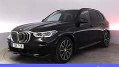 Svart Begagnad 2023 BMW X5 M Sport SUV | 739 900 kr