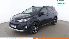 Mörkblå (blå) Begagnad 2015 Toyota RAV4 SUV | 173 000 kr (Marknadspris)