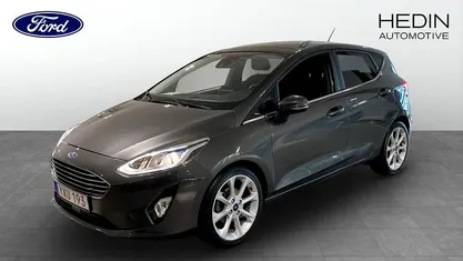 Grå Begagnad 2017 Ford Fiesta Halvkombi | 140 000 kr (Marknadspris)