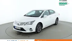 Vit Begagnad 2014 Toyota Avensis Active Sedan | 128 000 kr
