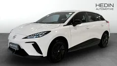Vit (white) Begagnad 2023 MG MG4 EV Halvkombi | 259 900 kr (Marknadspris)