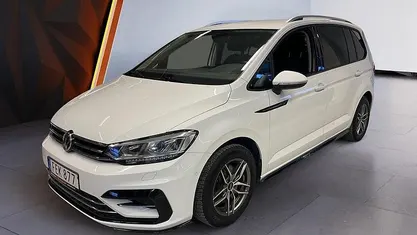 Begagnad 2018 VW Touran R-line Minibuss | 249 900 kr (Marknadspris)