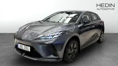 Grå Begagnad 2023 MG MG4 EV Halvkombi | 234 900 kr (Marknadspris)