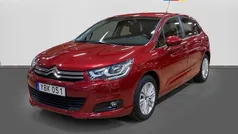 Röd Begagnad 2016 Citroën C4 PureTech Halvkombi | 104 500 kr (Marknadspris)