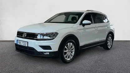 Vit Begagnad 2018 VW Tiguan Executive SUV | 211 900 kr (Marknadspris)