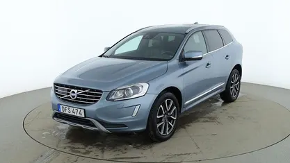 Blå Begagnad 2016 Volvo XC60 Summum SUV | 181 000 kr (Marknadspris)