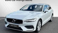 Vit Begagnad 2020 Volvo V60 Momentum Kombi | 294 900 kr (Bra pris)