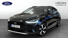 Svart (black) Begagnad 2023 Ford Focus Active Halvkombi | 194 900 kr (Marknadspris)