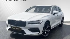 Vit Begagnad 2019 Volvo V60 Momentum Kombi | 299 900 kr (Marknadspris)