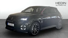 Svart (black) Ny 2025 Renault R5 Iconic Halvkombi | 425 700 kr