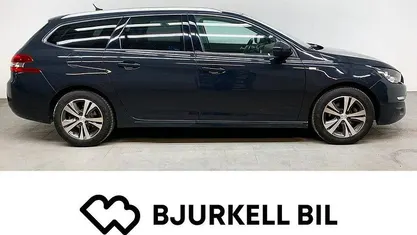 Grå Begagnad 2017 Peugeot 308 SW Active Kombi | 109 900 kr (Marknadspris)