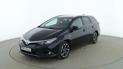 Begagnad 2015 Toyota Auris Touring Sports Active Kombi | 154 000 kr (Marknadspris)