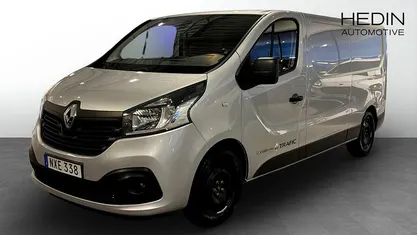 Silver Begagnad 2016 Renault Trafic Minibuss | 114 000 kr (Bra pris)