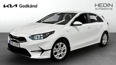 Vit (white) Begagnad 2022 Kia Ceed Halvkombi | 184 900 kr (Marknadspris)