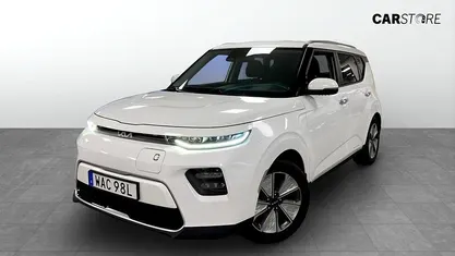 Begagnad Kia Soul EV Advance 150 kW (204 HK) 2023 Vit SUV