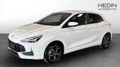 Vit Ny 2024 MG MG3 Luxury Halvkombi | 269 990 kr (Marknadspris)
