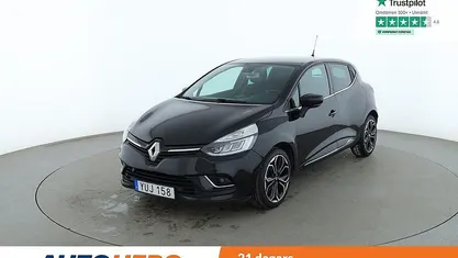 Svart Begagnad 2018 Renault Clio IV Intens Halvkombi | 107 000 kr (Marknadspris)