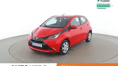Röd Begagnad 2017 Toyota Aygo X-play Halvkombi | 128 000 kr (Marknadspris)