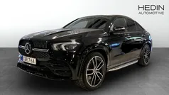 Svart (black) Begagnad 2022 Mercedes GLE350e AMG Sportkupé | 899 000 kr (Marknadspris)