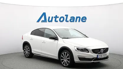 Begagnad 2018 Volvo S60 CC Standard Sedan | 199 900 kr (Marknadspris)