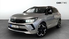 Grå (grey) Begagnad 2022 Opel Grandland X Ultimate SUV | 299 900 kr (Marknadspris)