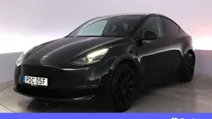 Svart Begagnad 2022 Tesla Model Y Long Range SUV | 348 900 kr (Superpris)