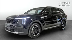 Svart (black) Ny 2025 Kia Sorento Advance SUV | 624 900 kr (Marknadspris)
