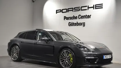 Begagnad Porsche Panamera Sport Turismo 462 HK (339 kW) 2021 Kombi