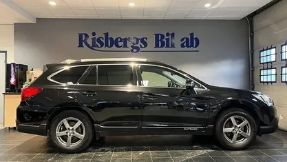 Silver Begagnad 2010 Subaru Outback SUV | 198 900 kr