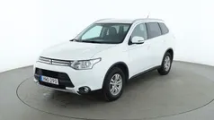 Vit Begagnad 2015 Mitsubishi Outlander SUV | 144 000 kr (Marknadspris)