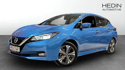 Begagnad Nissan Leaf N-Connecta 160 kW (218 HK) 2021 Halvkombi