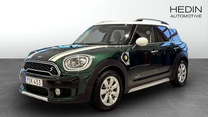 Grön Begagnad 2018 Mini Cooper Countryman SUV | 195 000 kr (Marknadspris)