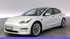 Vit Begagnad 2021 Tesla Model 3 Long Range Sedan | 319 900 kr (Marknadspris)