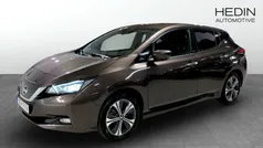Brun (brown) Begagnad 2022 Nissan Leaf Tekna Halvkombi | 219 900 kr (Marknadspris)