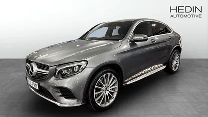Grå Begagnad 2019 Mercedes GLC220 AMG Sportkupé | 339 900 kr (Marknadspris)