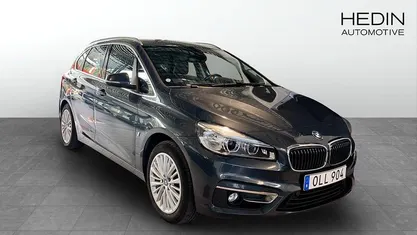 Grå (grey) Begagnad 2017 BMW 225 iPerformance Kombi | 173 900 kr