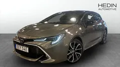 Grön (green) Begagnad 2020 Toyota Corolla Executive Halvkombi | 249 900 kr