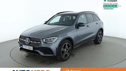 Grå Begagnad 2020 Mercedes GLC200 AMG line SUV | 332 000 kr