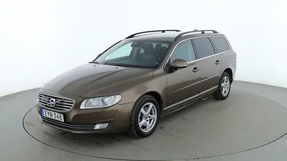 Brun Begagnad 2015 Volvo V70 Momentum Kombi | 121 000 kr (Marknadspris)
