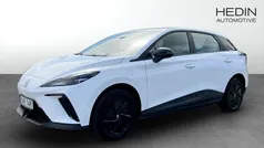Vit (white) Begagnad 2023 MG MG4 EV Halvkombi | 259 900 kr (Marknadspris)