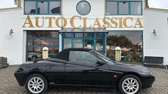 Svart Begagnad 1998 Alfa Romeo Spider Lusso Cab | 99 000 kr