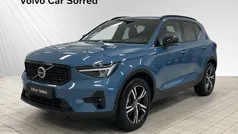 Blå Begagnad 2023 Volvo XC40 Plus SUV | 379 900 kr (Marknadspris)
