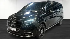 Svart Begagnad 2024 Mercedes V300 Avantgarde Minibuss | 719 920 kr (Superpris)