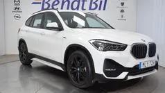 Vit Begagnad 2021 BMW X1 Sport Line SUV | 284 500 kr (Marknadspris)