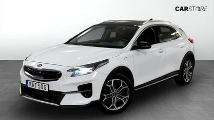 Vit Begagnad 2021 Kia XCeed Advance SUV | 249 900 kr (Lite dyr)
