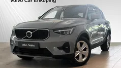 Grå Begagnad 2023 Volvo XC40 Core SUV | 334 900 kr (Bra pris)