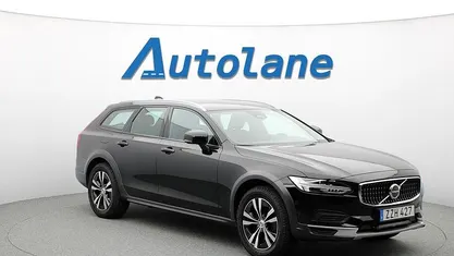 Begagnad Volvo V90 CC 197 HK (144 kW) 2021 Svart Kombi